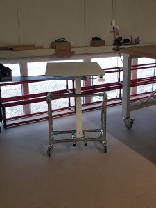 Höhenverstellbarer Tisch