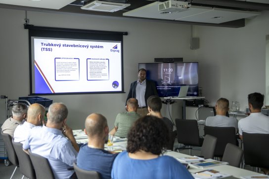 Schulungen und Workshops